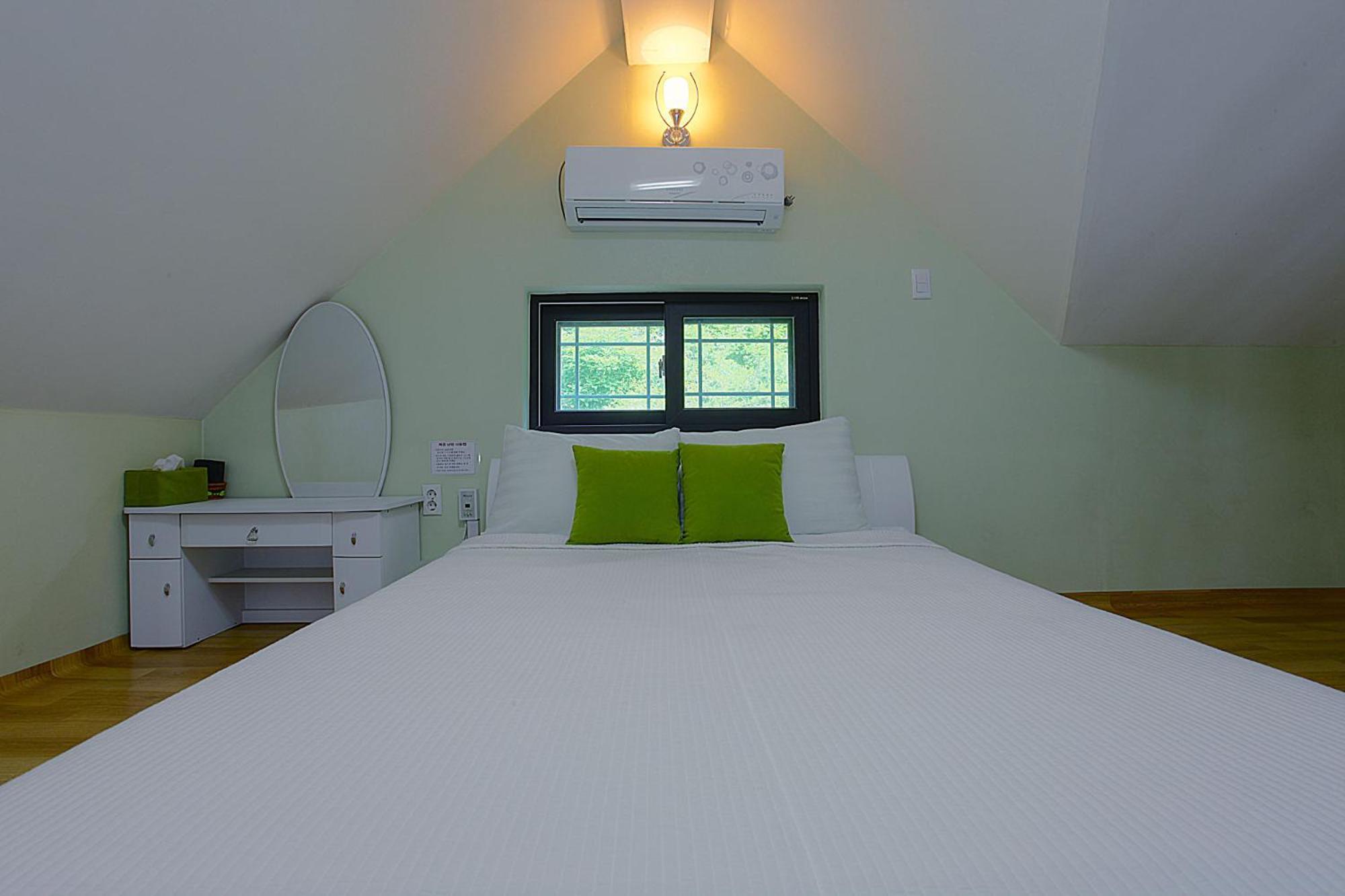 Forest Of Color Pension ฮองชอน ภายนอก รูปภาพ